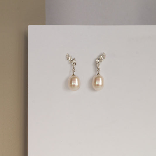 Lily Silver Earrings