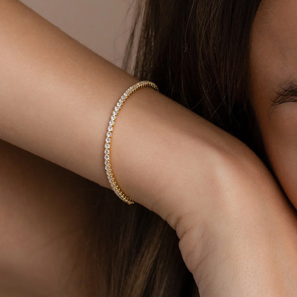 The moonlit Story bracelet