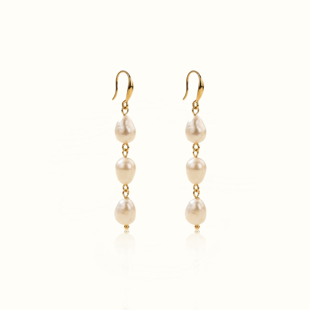 The next Chapter Pearl earrings
